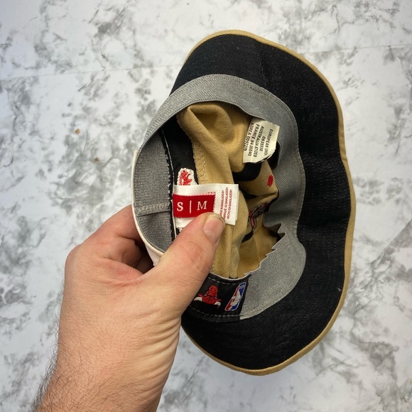 Mitchell & Ness Chicago Bulls bucket hat small - Picture 3 of 5